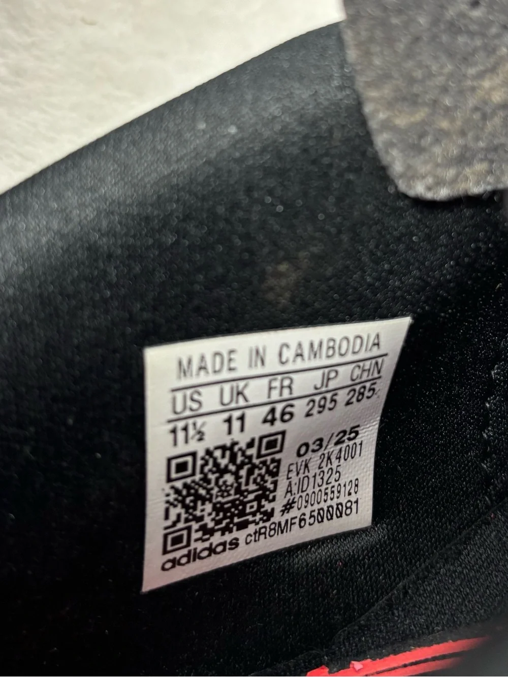 adidas lightweight synthetic